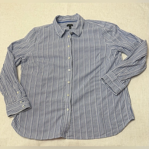 ✨ Talbots Women’s Button-Down Shirt – XL ✨ - Picture 8 of 10